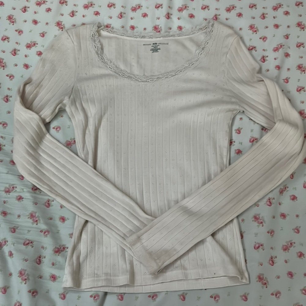 Brandy Melville White Lace Long Sleeve